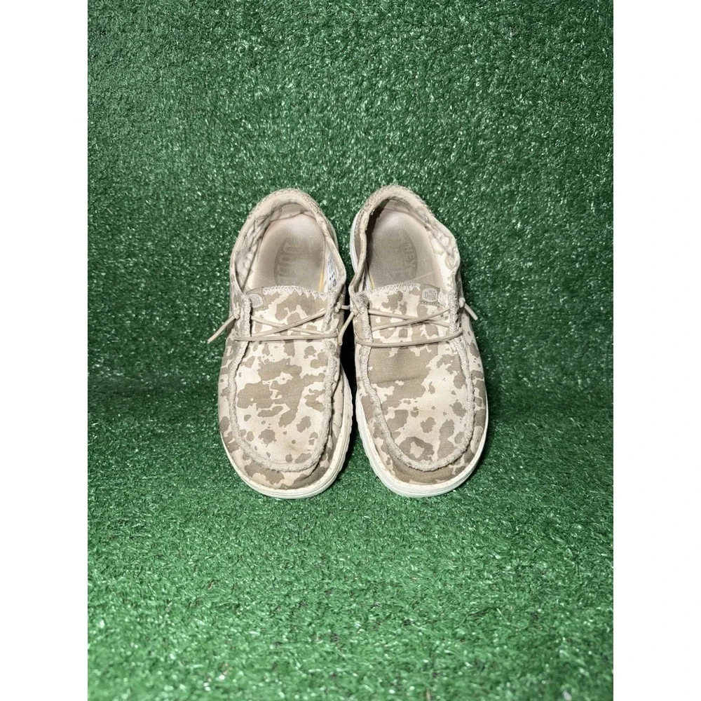 Hey Dude Wendy Womens Size 7 Cow Print Beige White Hippie Comfort Slip On Shoes - Picture 7 of 9